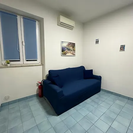 Sun Apartment *